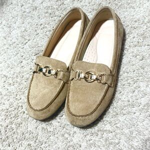 Elegant Beige Loafers for Women
